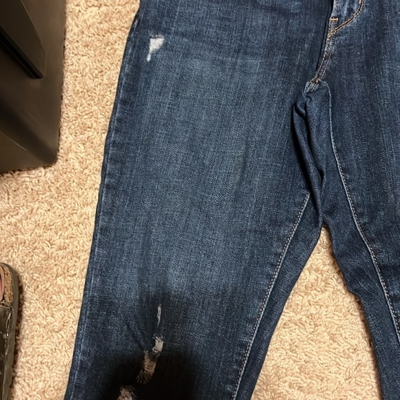 Levi’s 711 skinny I don’t think they were worn ever. Excellent condition - Picture 2 of 6